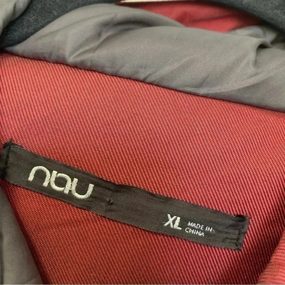 Nau burgundy down  jacket - Picture 4 of 11